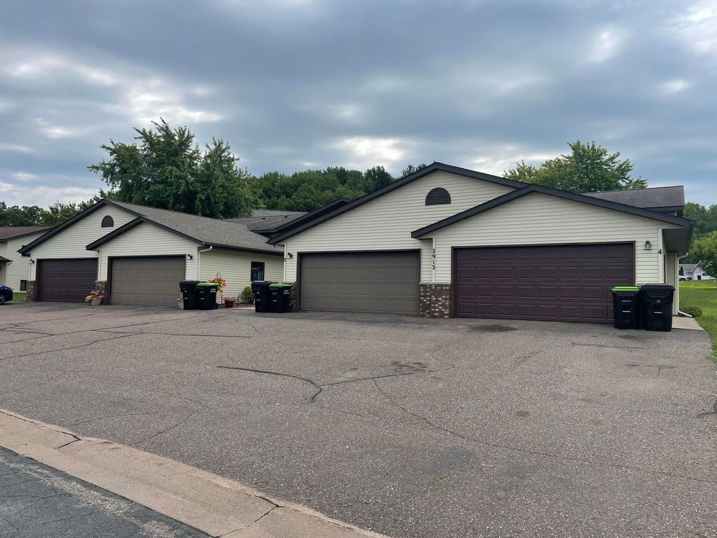 Primary Photo - 2912 Edgewood Dr