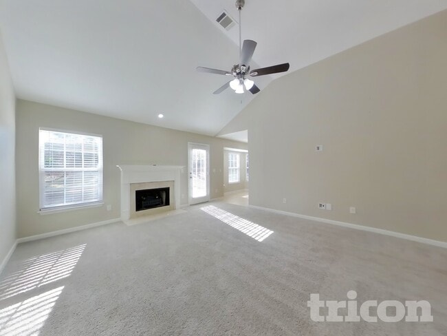 Building Photo - 3505 Flora Dr