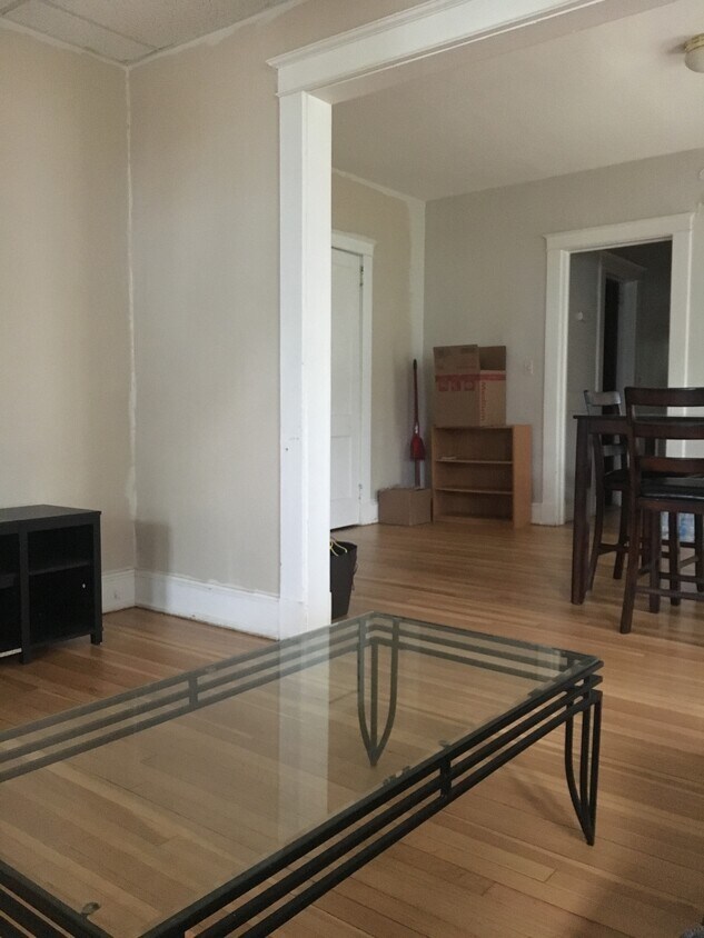 Primary Photo - 59 Chestnut St