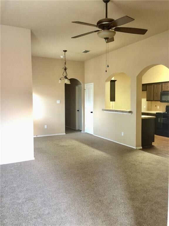 334 Schirra Ct, Lavon, TX 75166 Townhouse for Rent in Lavon, TX