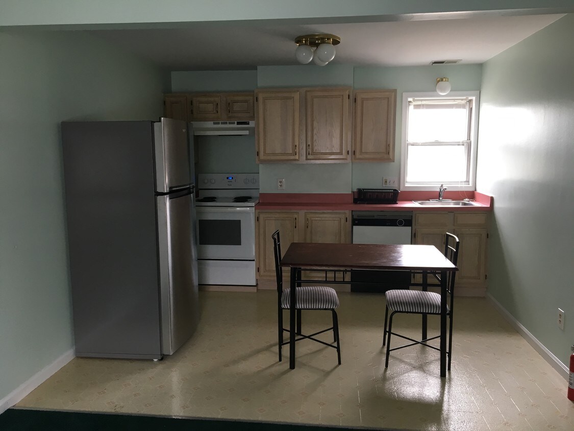 Foto principal - 1217 West Chester Pike