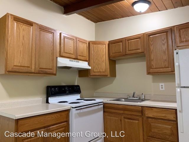 Foto principal - 2321-2353 SE Salem Ave