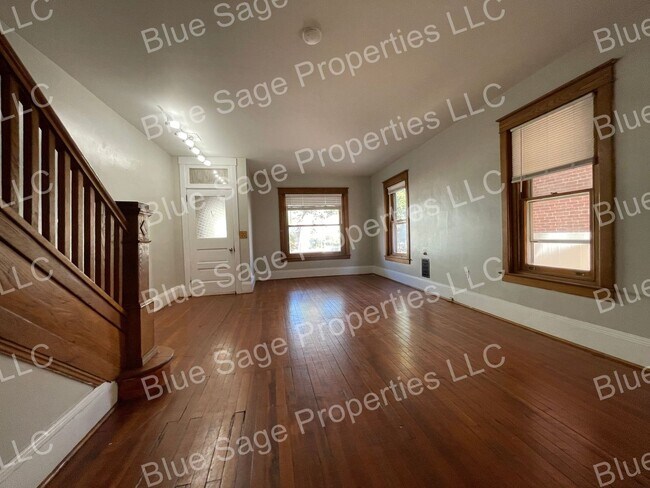 Building Photo - Beautiful 3 Bedroom 1.5 Bath in Pottstown