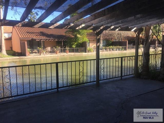 Patio - 13 Waterfront Dr