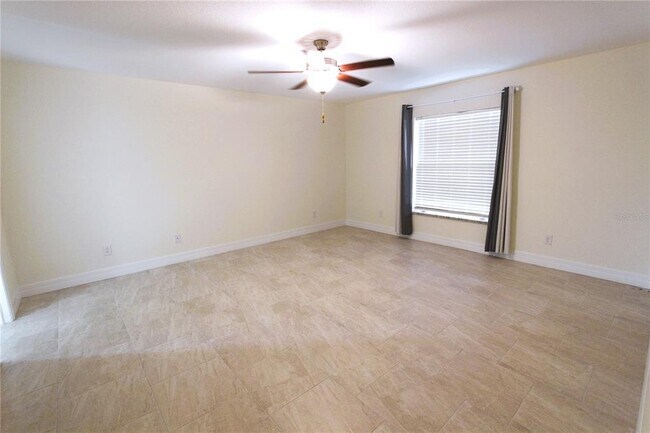 Foto del edificio - 5850 Gagstatter Rd