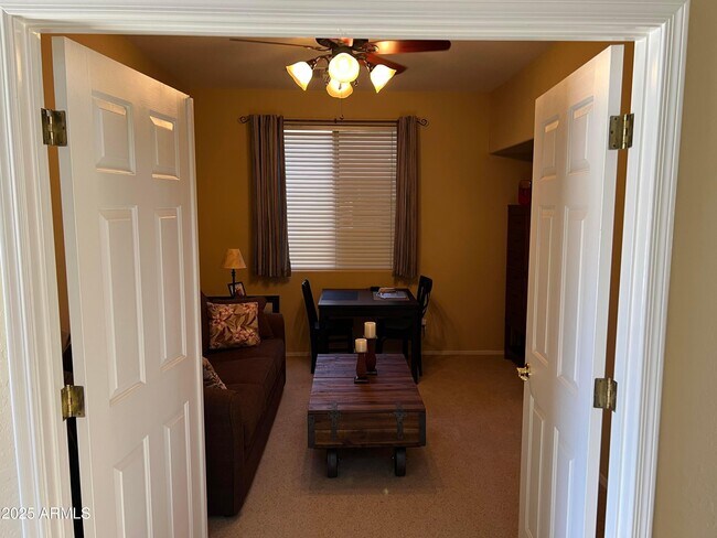 Foto del edificio - 7240 E Manning St