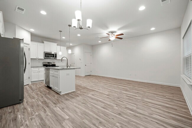 Foto del edificio - 3108 Amay James Ave