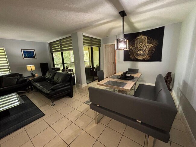 Foto del edificio - 2520 NW 49th Terrace