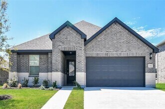 Building Photo - 380 Mohan Dr