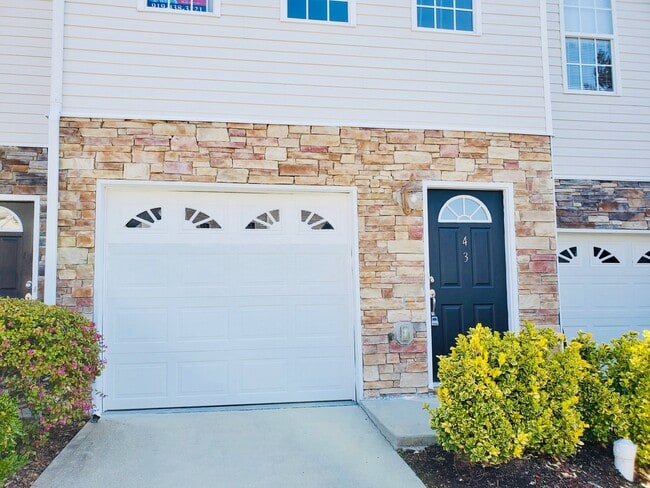 Photo - 651 Ganyard Farm Way Townhome