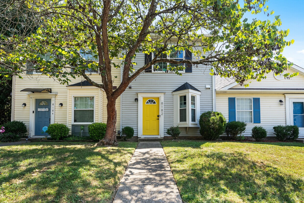 Foto principal - 8182 McGuire Dr