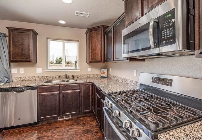Photo - 8884 Vanderwood Road House