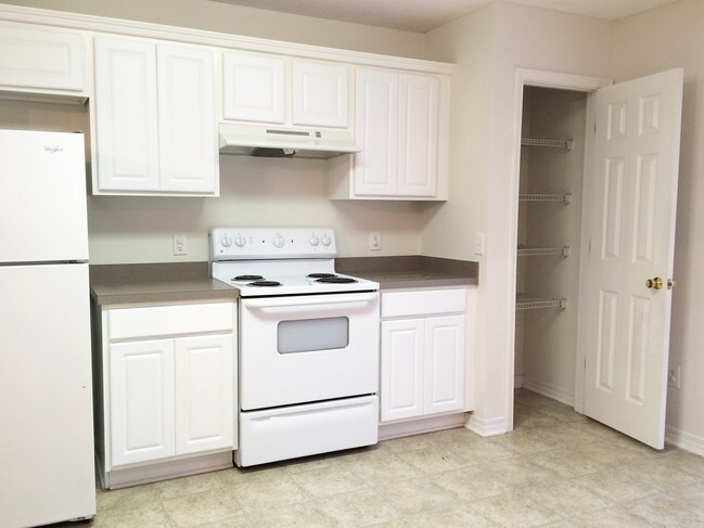 Building Photo - 10532 Wilderness Ln