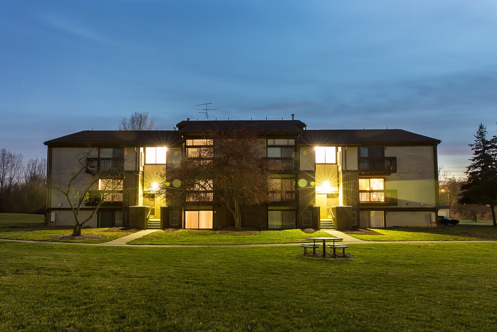 Burtons Landing Apartments Apartments in Grand Rapids, MI