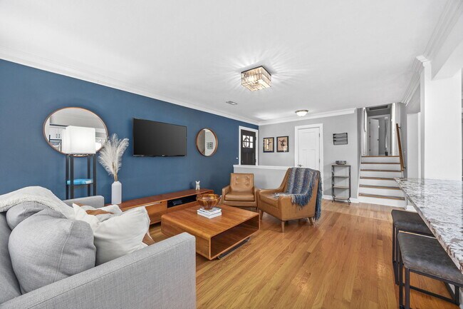 Foto del edificio - 1024 Catalpa Ln