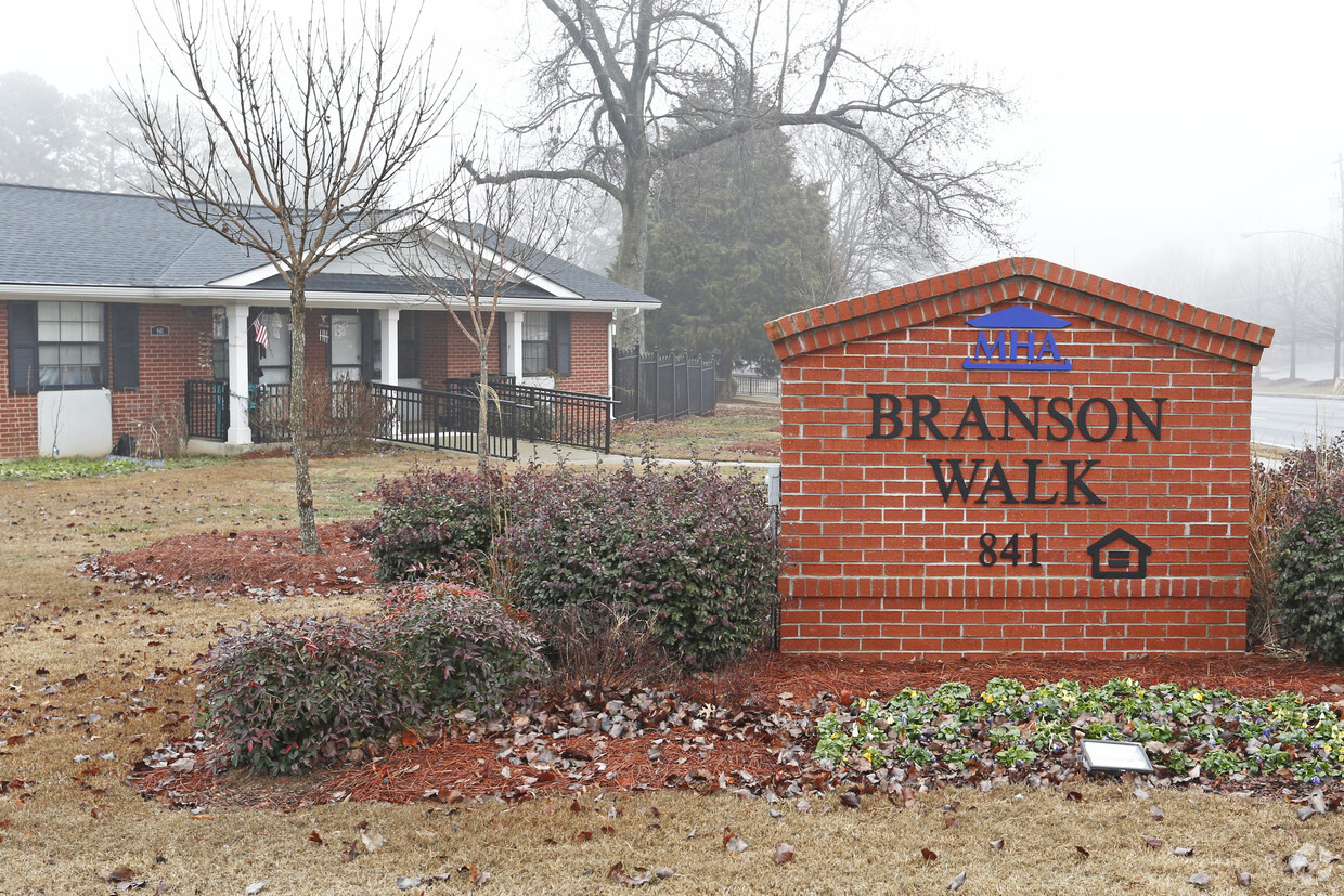 Building Photo - Branson Walk