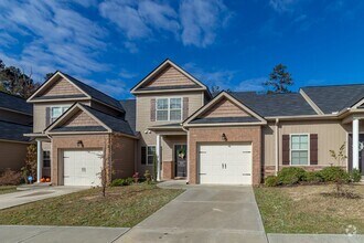 Building Photo - 906 Erika Ln
