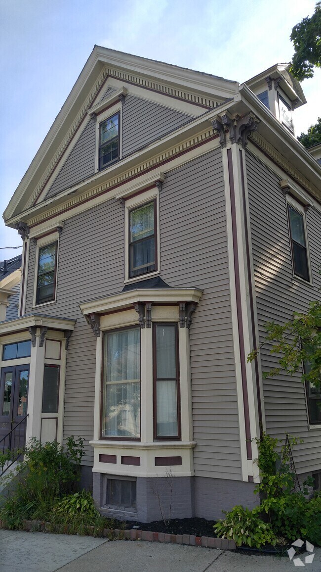 Apartments For Rent in Portland, ME 2 Rentals