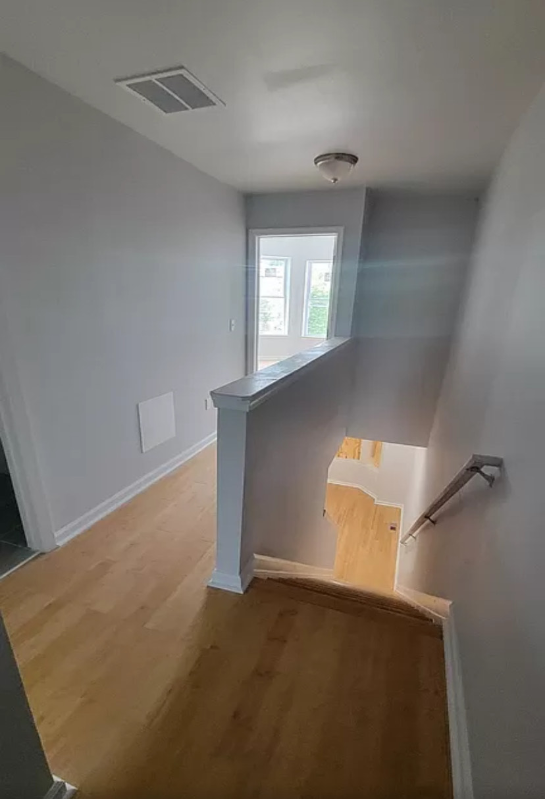 Foto del edificio - 1129 Poplar Grove St