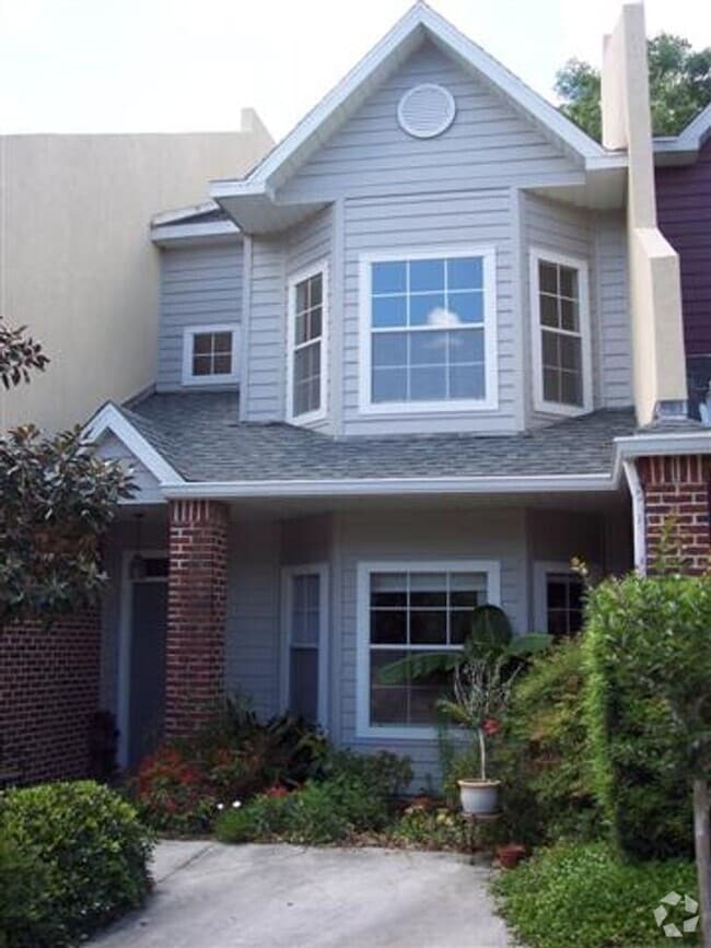Building Photo - 518 NW 50th Blvd