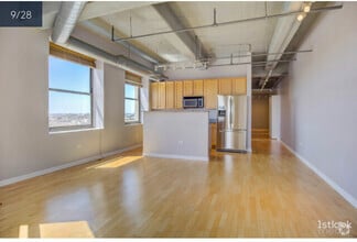 Building Photo - 1550 S Blue Island Ave