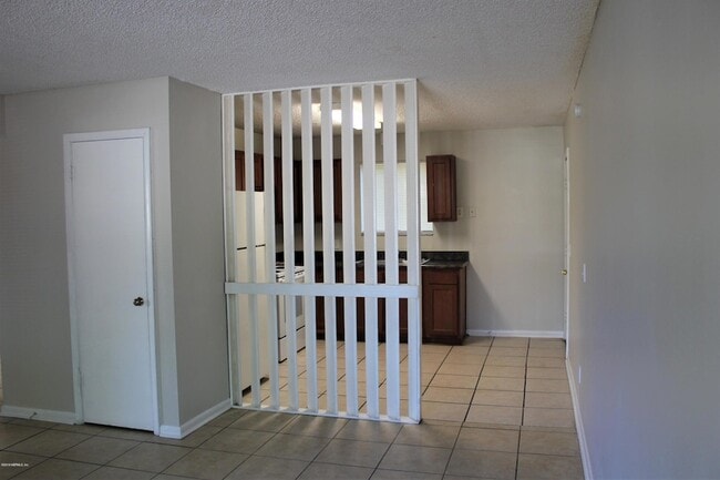 Building Photo - 5136 Westchase Ct