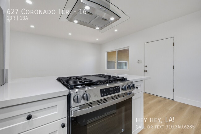 Foto del edificio - 627 N Coronado St