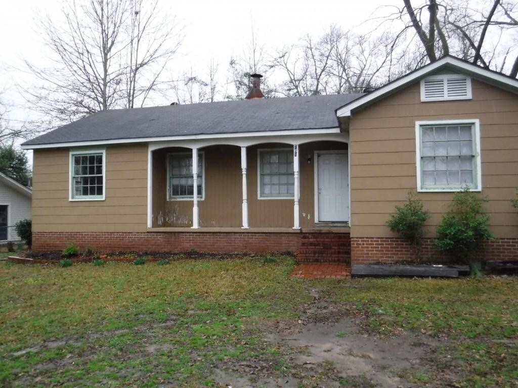 Primary Photo - 161 Pecan Heights