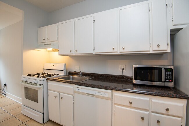 Foto del edificio - 1335 D St NE