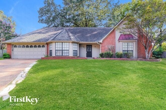 Building Photo - 7723 Ivy Mist Cove W