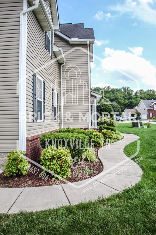 Foto del edificio - 5722 Rhyne Cove Ln