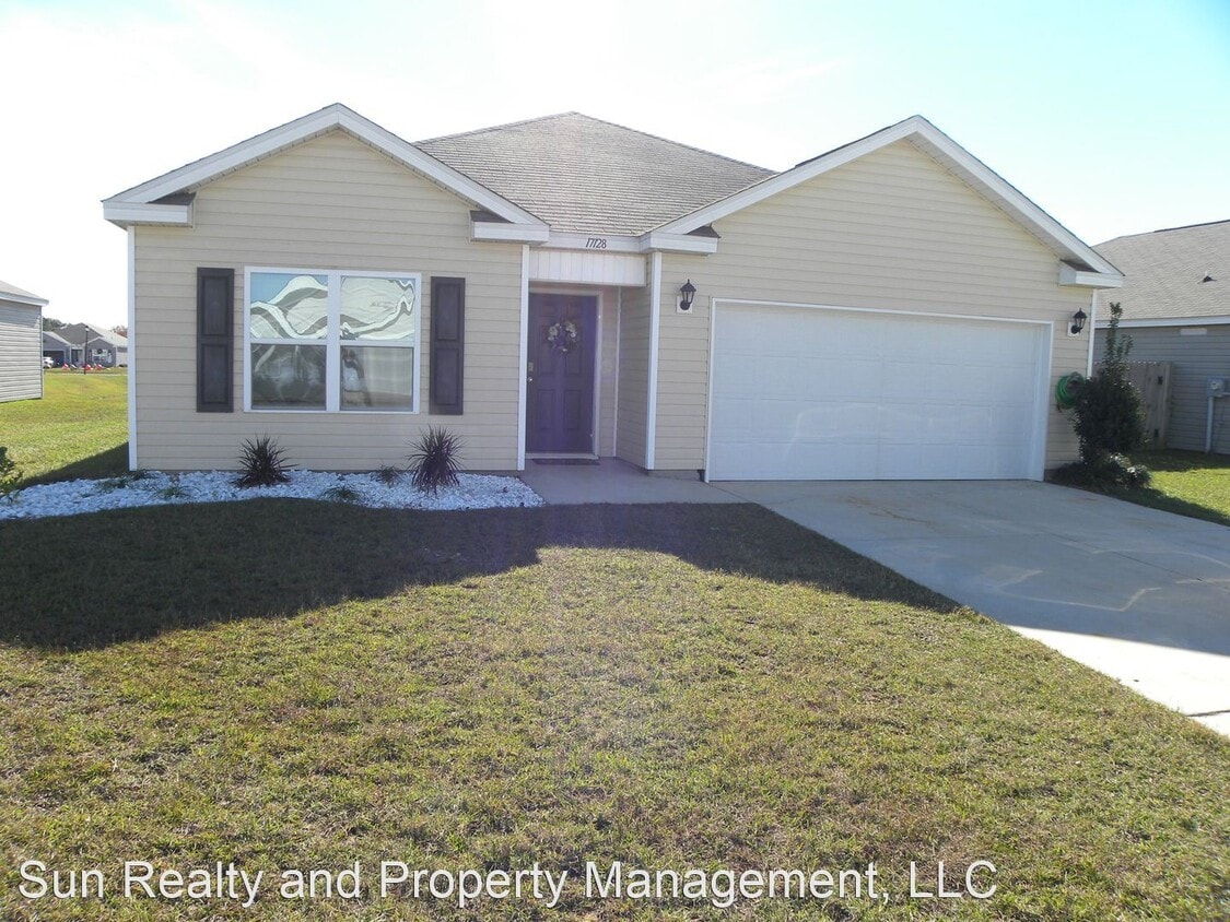 4 br, 2 bath House 17128 Lanier Blvd House Rental in Foley, AL