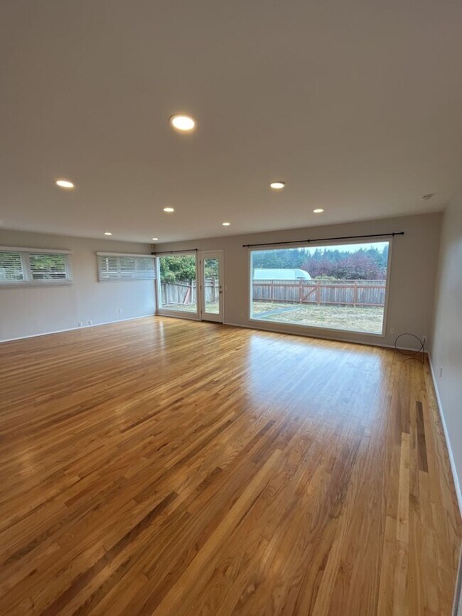 Building Photo - Cozy 2 bedroom 1 bath home
