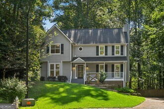 Building Photo - 2799 Brookcliff Landing NE