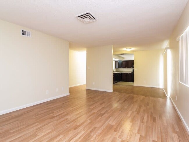 Building Photo - 3830 Modesto Dr