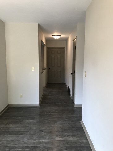 Foto del edificio - 412 Colby Ct