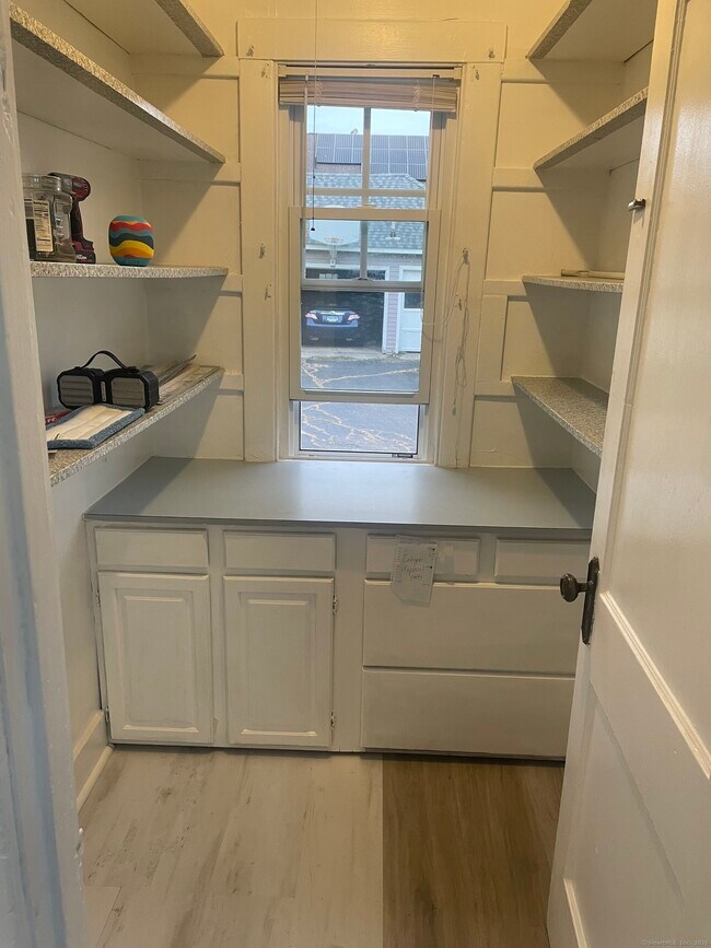 Foto del edificio - 18 Fennbrook Rd