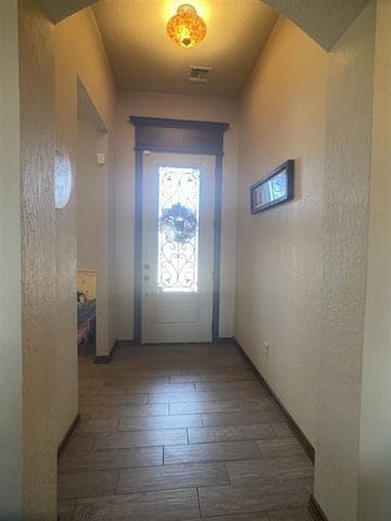 Building Photo - 413 Jaycee Dr