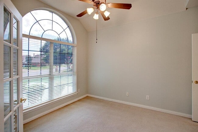 Building Photo - 3920 Blake Ashton Dr