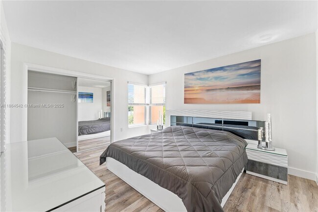 Foto del edificio - 2401 SW 10th St
