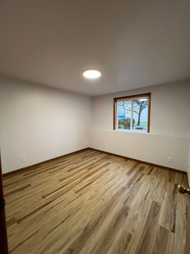 Foto del edificio - 4244 Wintergreen Cir