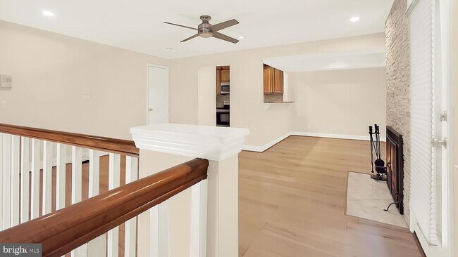 Foto del edificio - 5715 Chapman Mill Dr