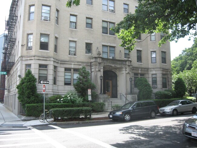 Building Photo - 50 Charlesgate E