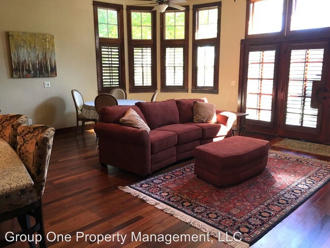 Foto del edificio - 5806 N Duxbury Pier Ln