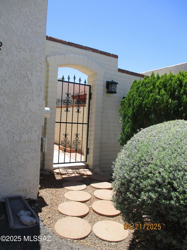Foto del edificio - 8712 E Terrace Pl