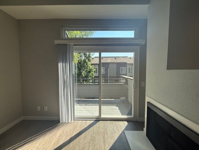 Interior Photo - River House Apartments