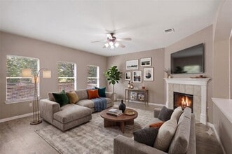 Building Photo - 2302 Brookhollow Terrace