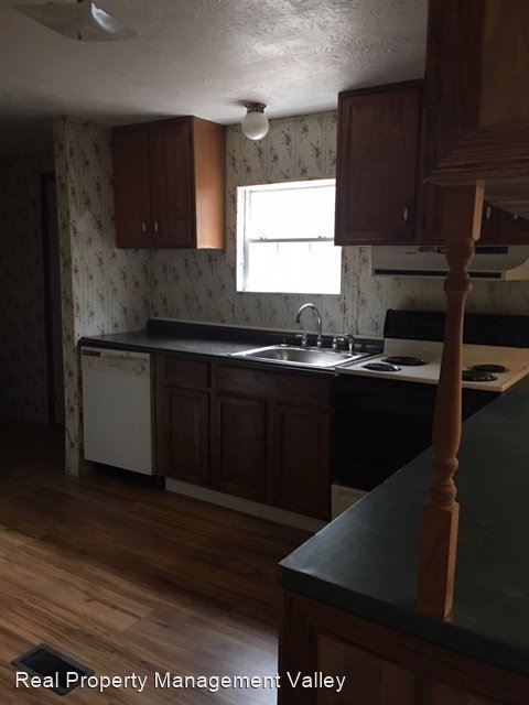 Building Photo - 4 br, 2 bath House - 203 1st South East