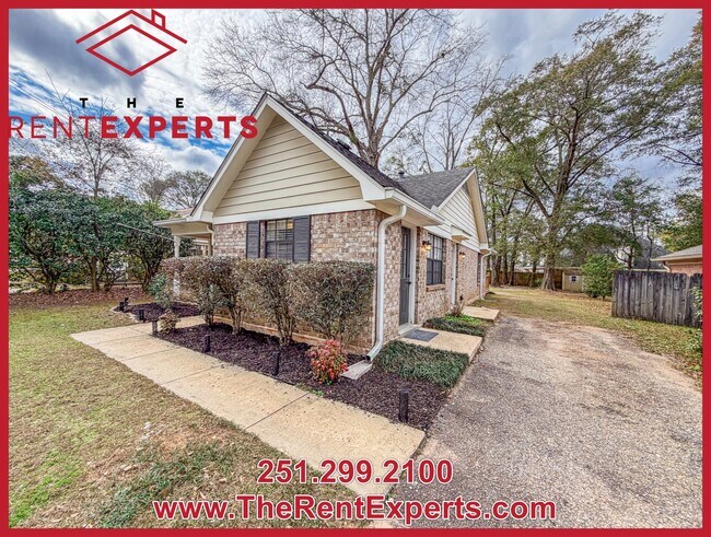 Foto del edificio - 1208 McNeil Ave