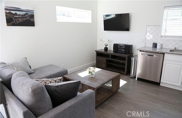 Foto del edificio - 8358 Marla Ave